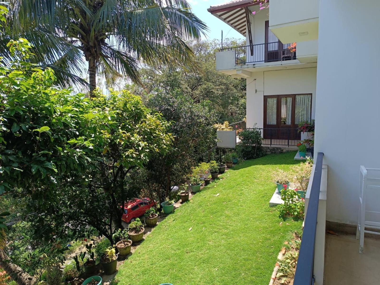 Shalom Apartment Peradeniya Bagian luar foto